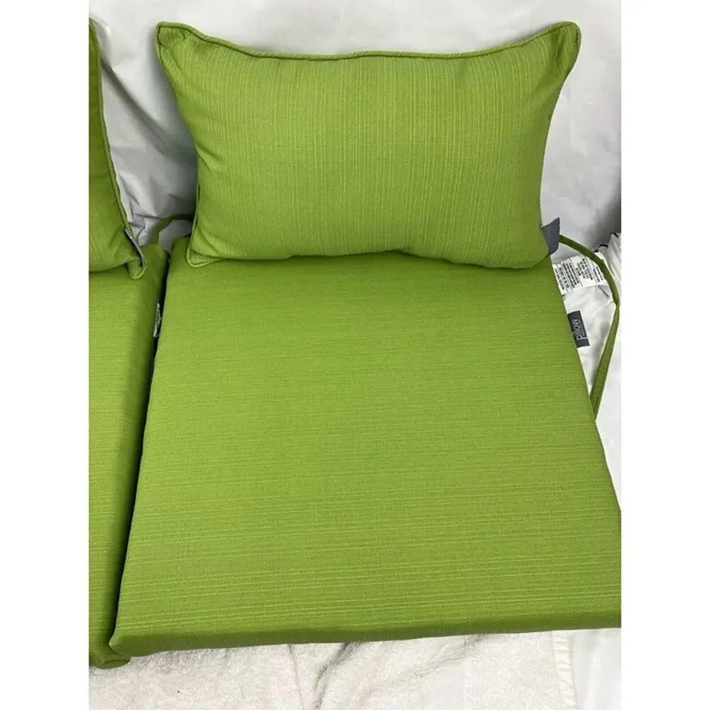Pillow Perfect 4-Piece Outdoor Cushion & Lumbar Pillow Set - Green - Patio Decor